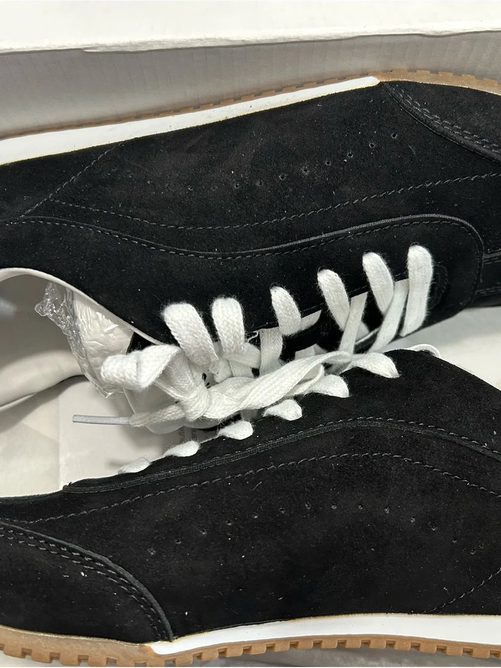 Classic Woman Black Suede Lace-Up Sneakers
